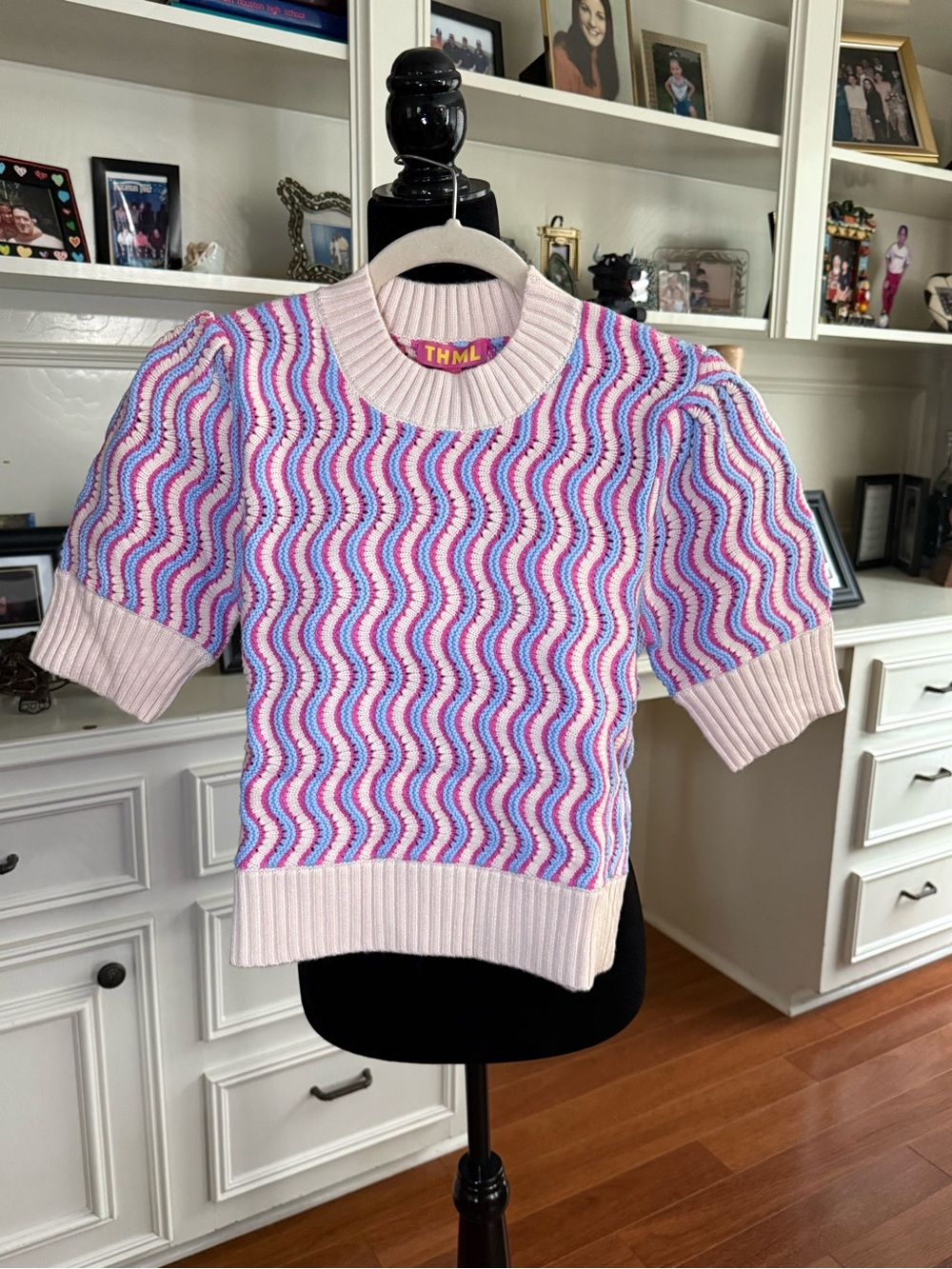NWT THML Chloe Wavy Knit Short Sleeve Sweater – Pink & Blue